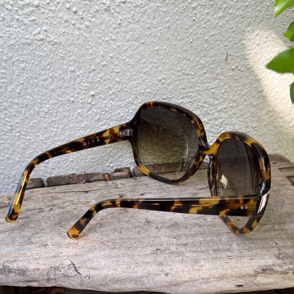 Dita Tortoise Shell Sunglasses - Never Worn - image 3